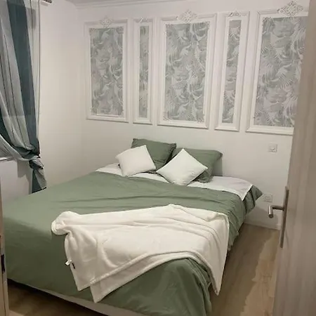 Domaine Des Bevy, Calme, Verdure Et Chevaux * Lignieres (Aube)