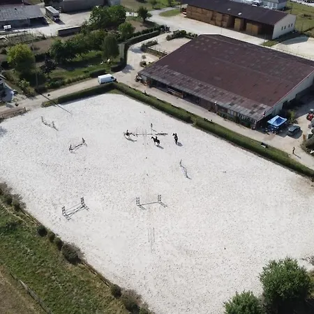 Domaine Des Bevy, Calme, Verdure Et Chevaux Lignieres (Aube)